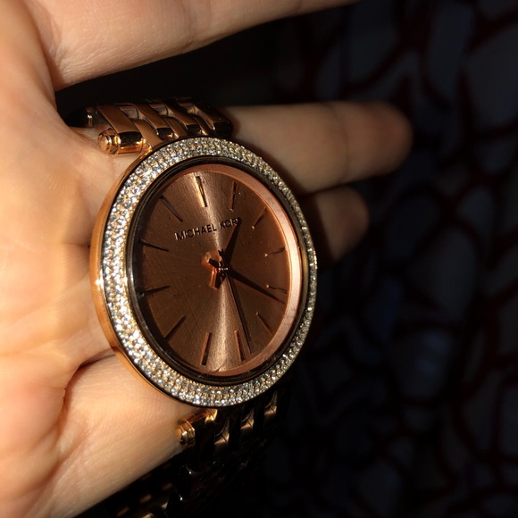 Michael Kors Watch - Picture 2 of 4